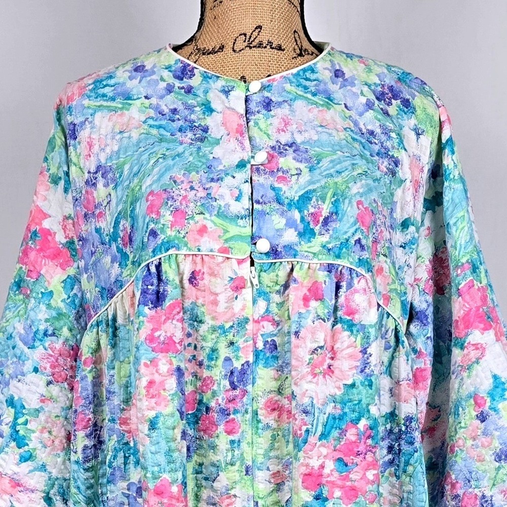 Miss Elaine At Home Floral Seersucker Housecoat Duster Robe Zip Large Blue Pink - Picture 5 of 14